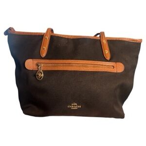 Coach Black and Tan Women's Tote Bag
